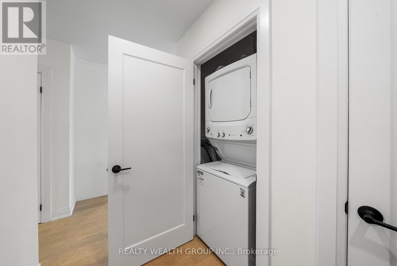 39 Treadgold Crescent, Toronto (parkwoods-donalda), Ontario