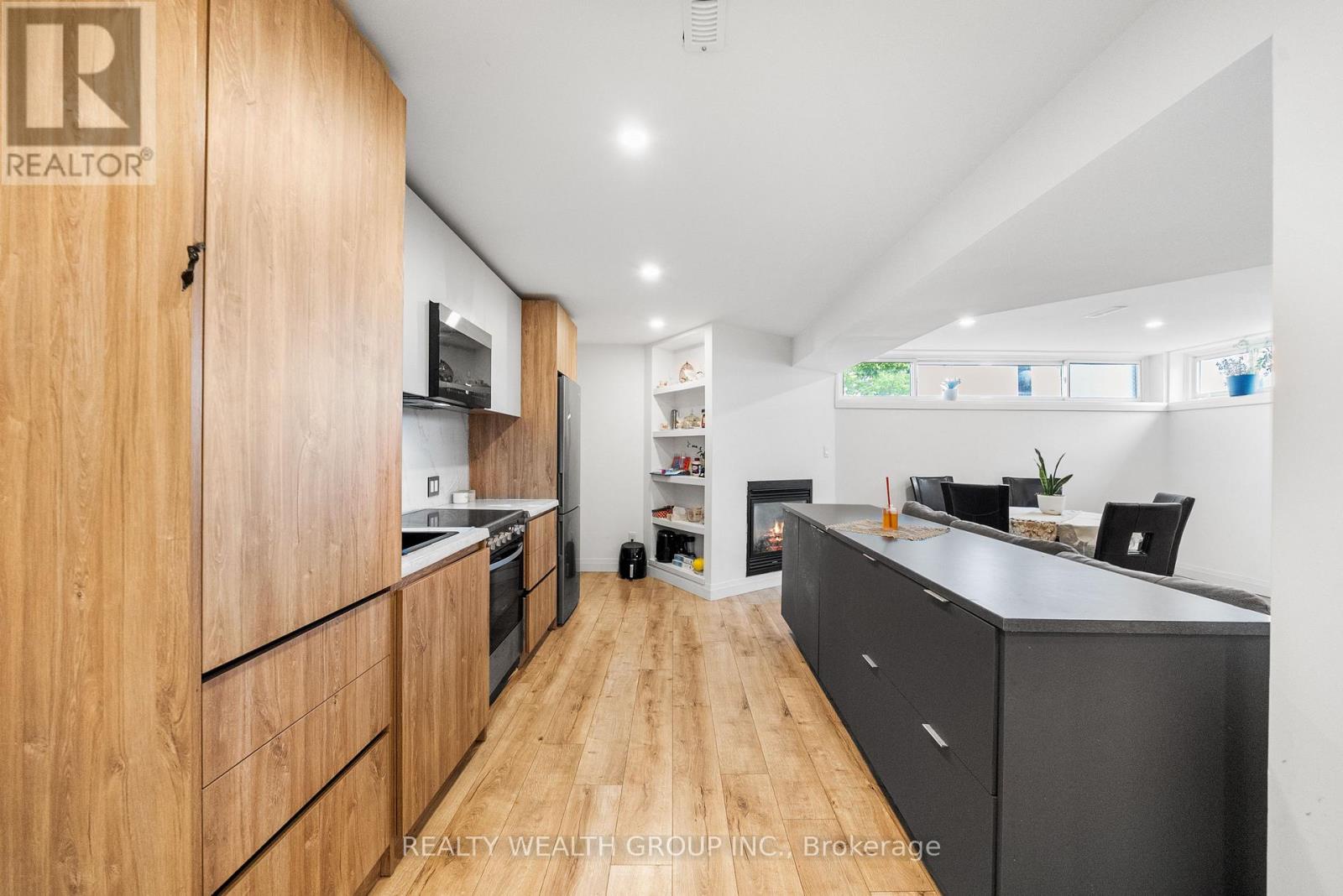 39 Treadgold Crescent, Toronto (parkwoods-donalda), Ontario