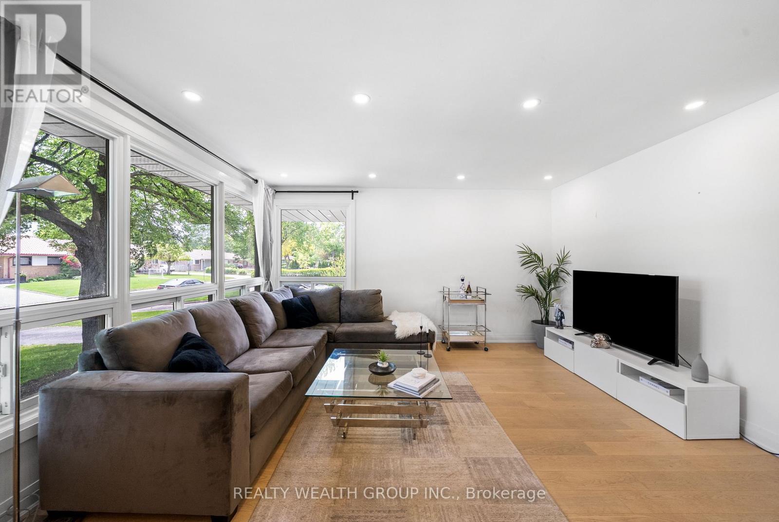 39 Treadgold Crescent, Toronto (parkwoods-donalda), Ontario