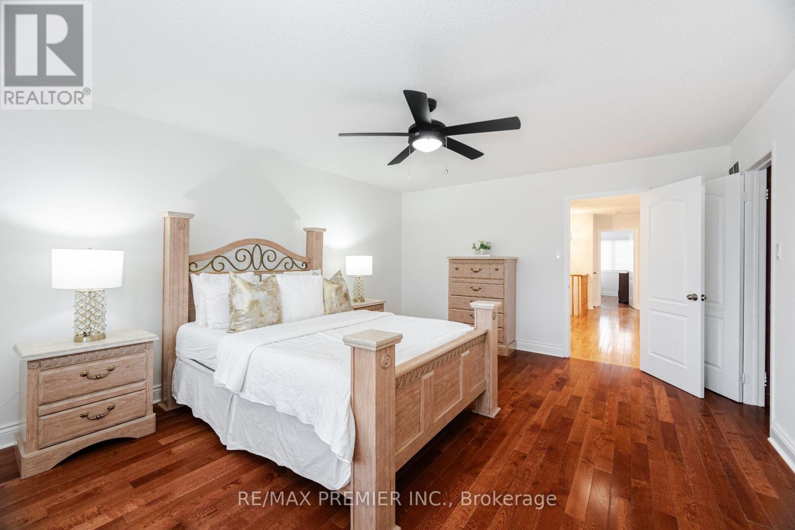 117 Professor Day Drive, Bradford West Gwillimbury (bradford), Ontario