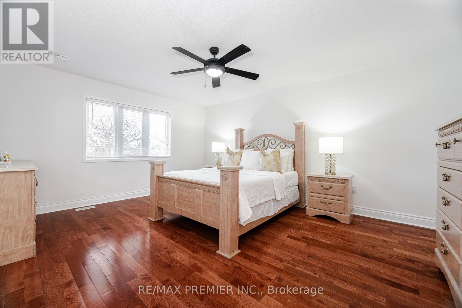 117 Professor Day Drive, Bradford West Gwillimbury (bradford), Ontario