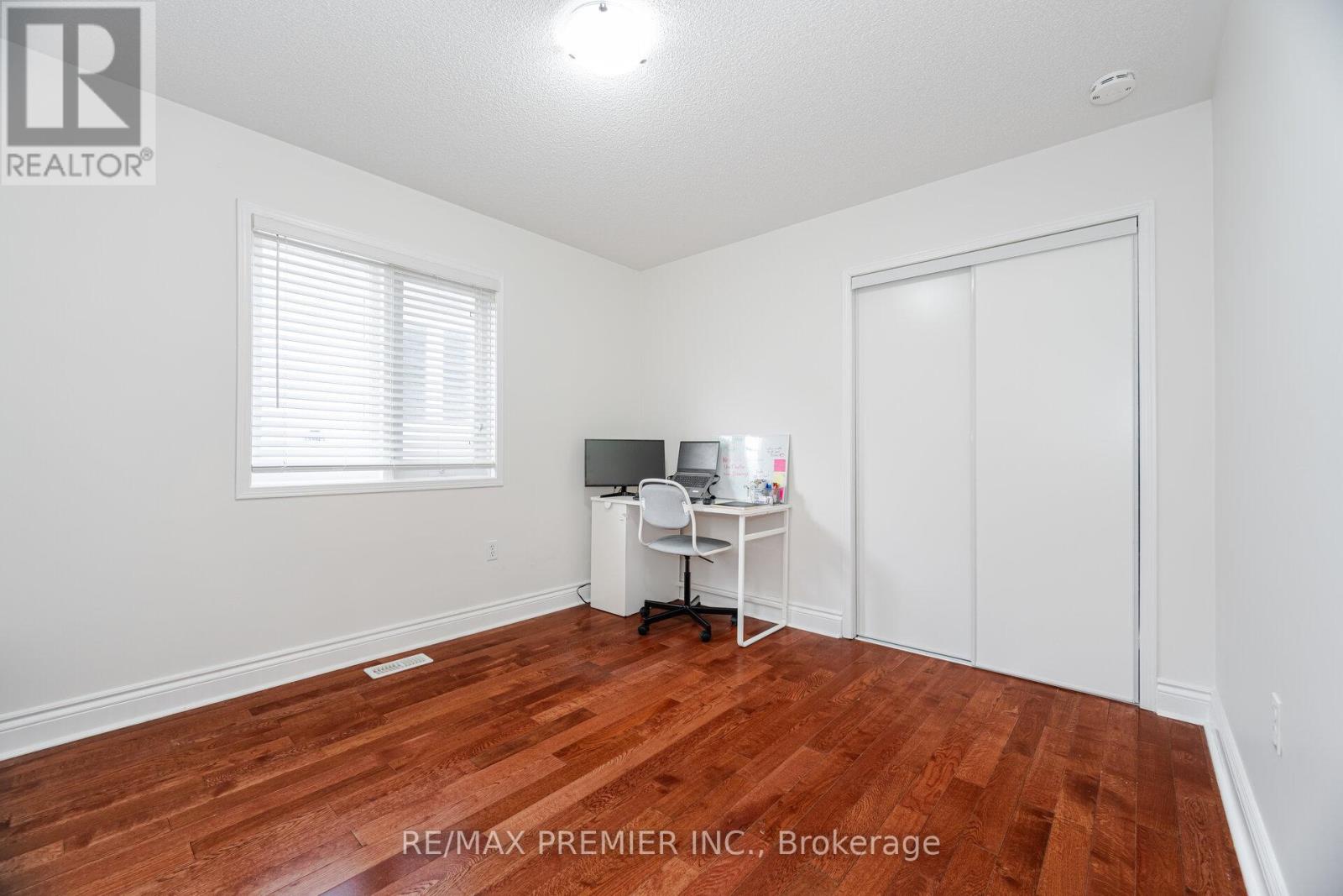 117 Professor Day Drive, Bradford West Gwillimbury (bradford), Ontario