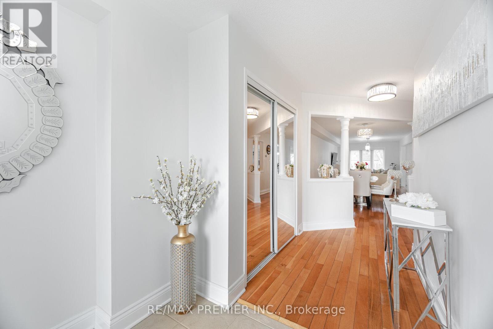 117 Professor Day Drive, Bradford West Gwillimbury (bradford), Ontario