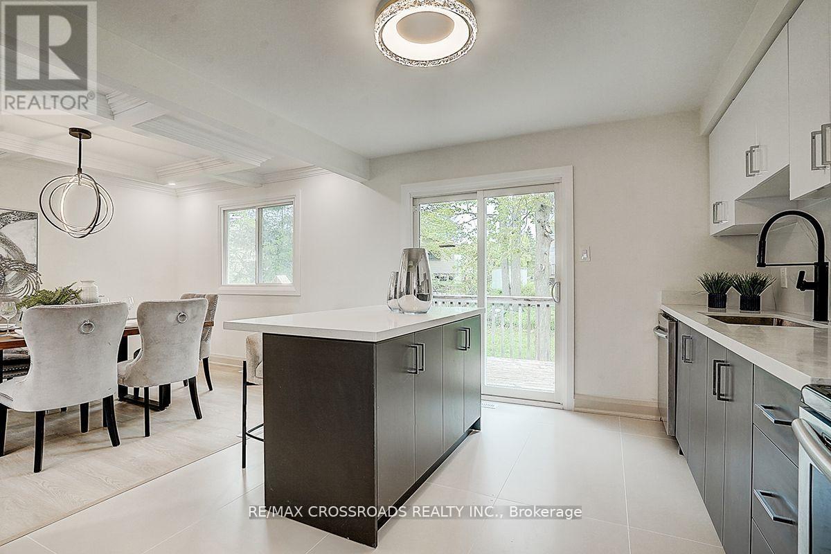 160 Letitia Street, Barrie (letitia Heights), Ontario