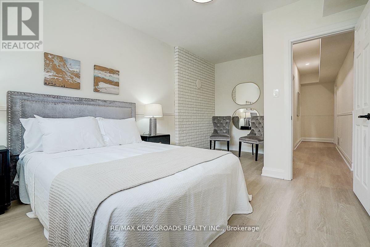 160 Letitia Street, Barrie (letitia Heights), Ontario