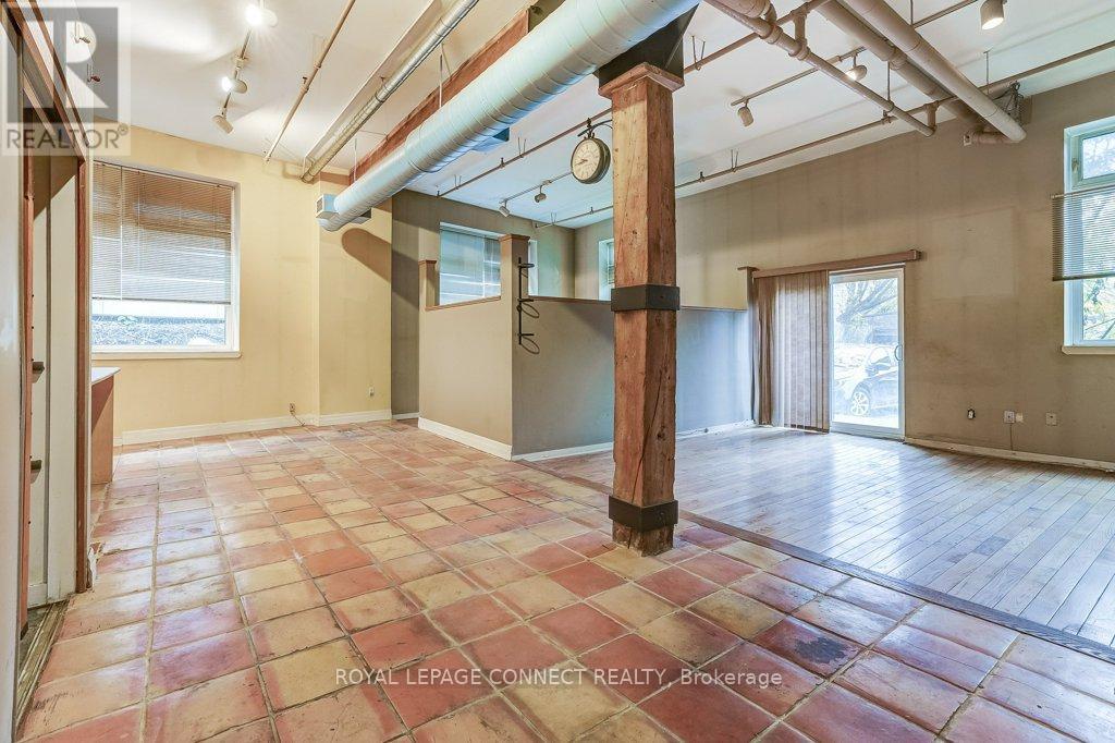 1 - 121 Prescott Avenue, Toronto (weston-pellam Park), Ontario