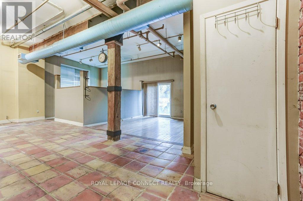 1 - 121 Prescott Avenue, Toronto (weston-pellam Park), Ontario