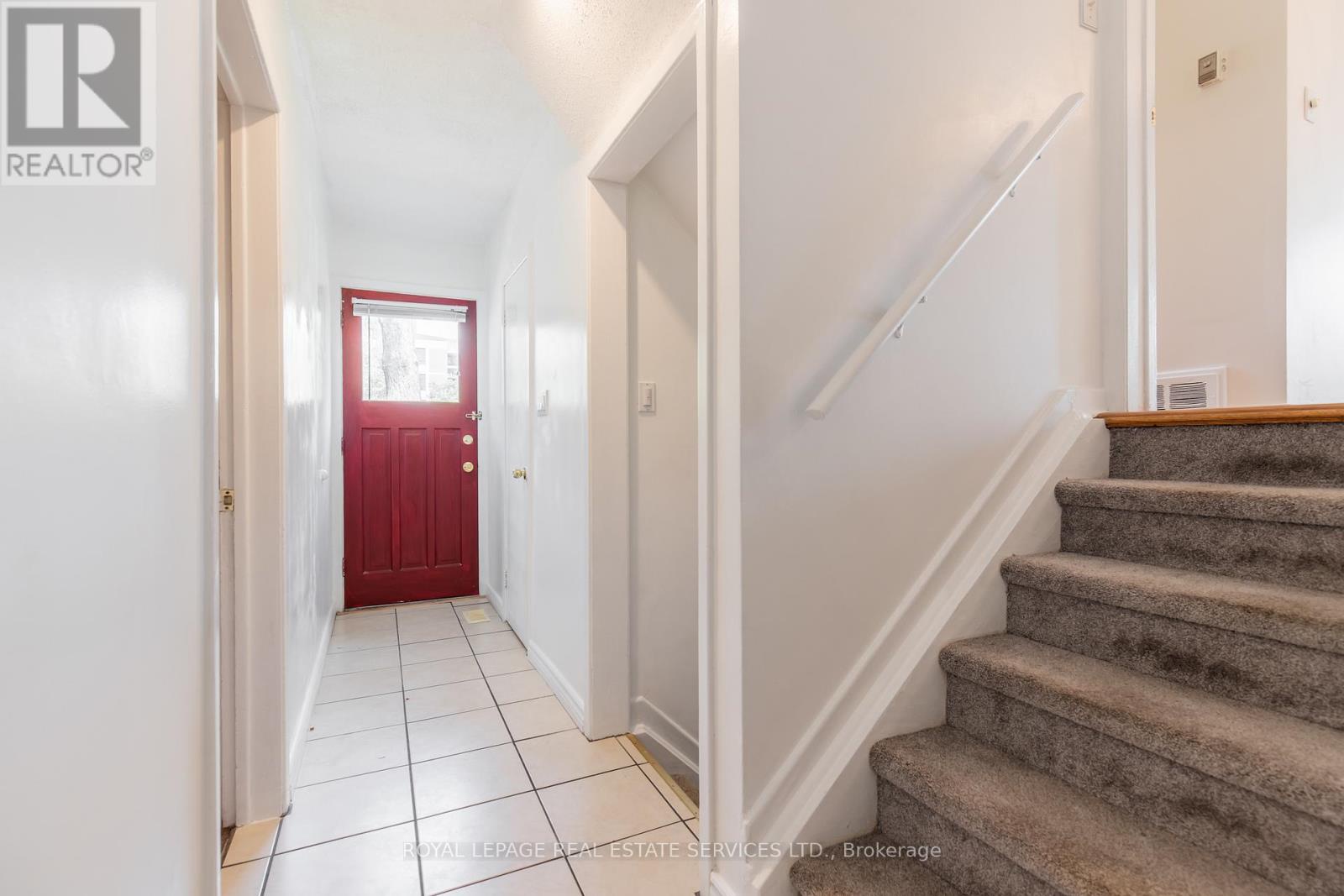 75 Upwood Avenue, Toronto (rustic), Ontario