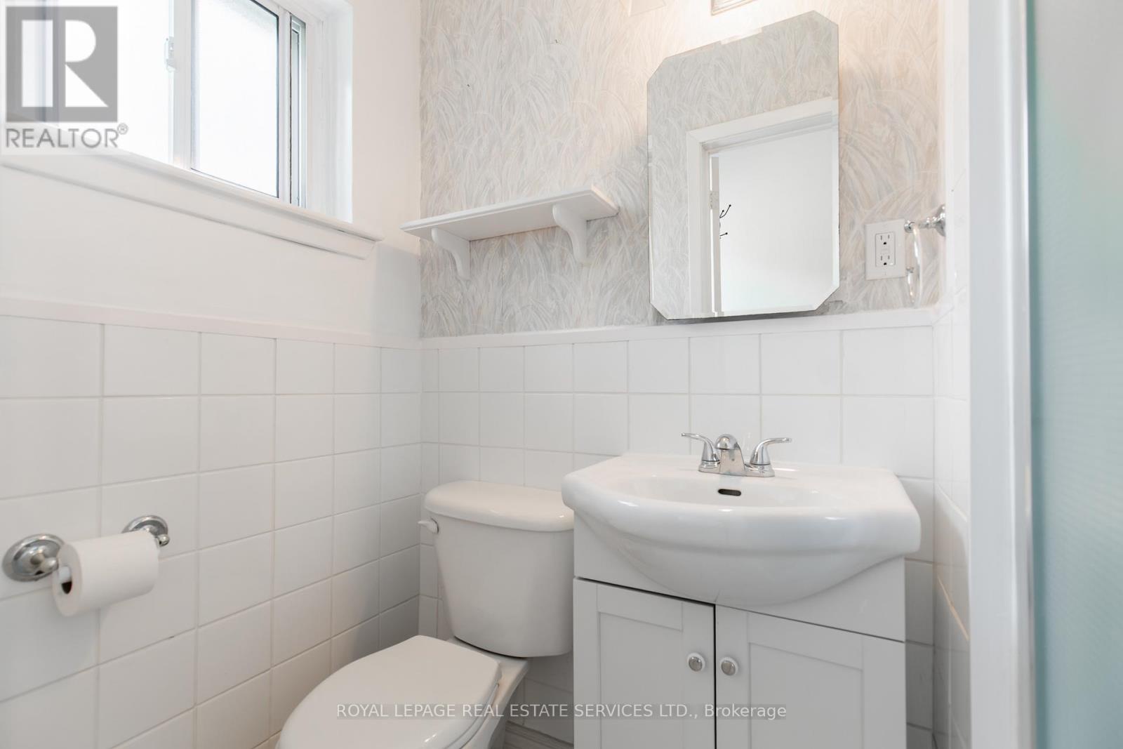 75 Upwood Avenue, Toronto (rustic), Ontario