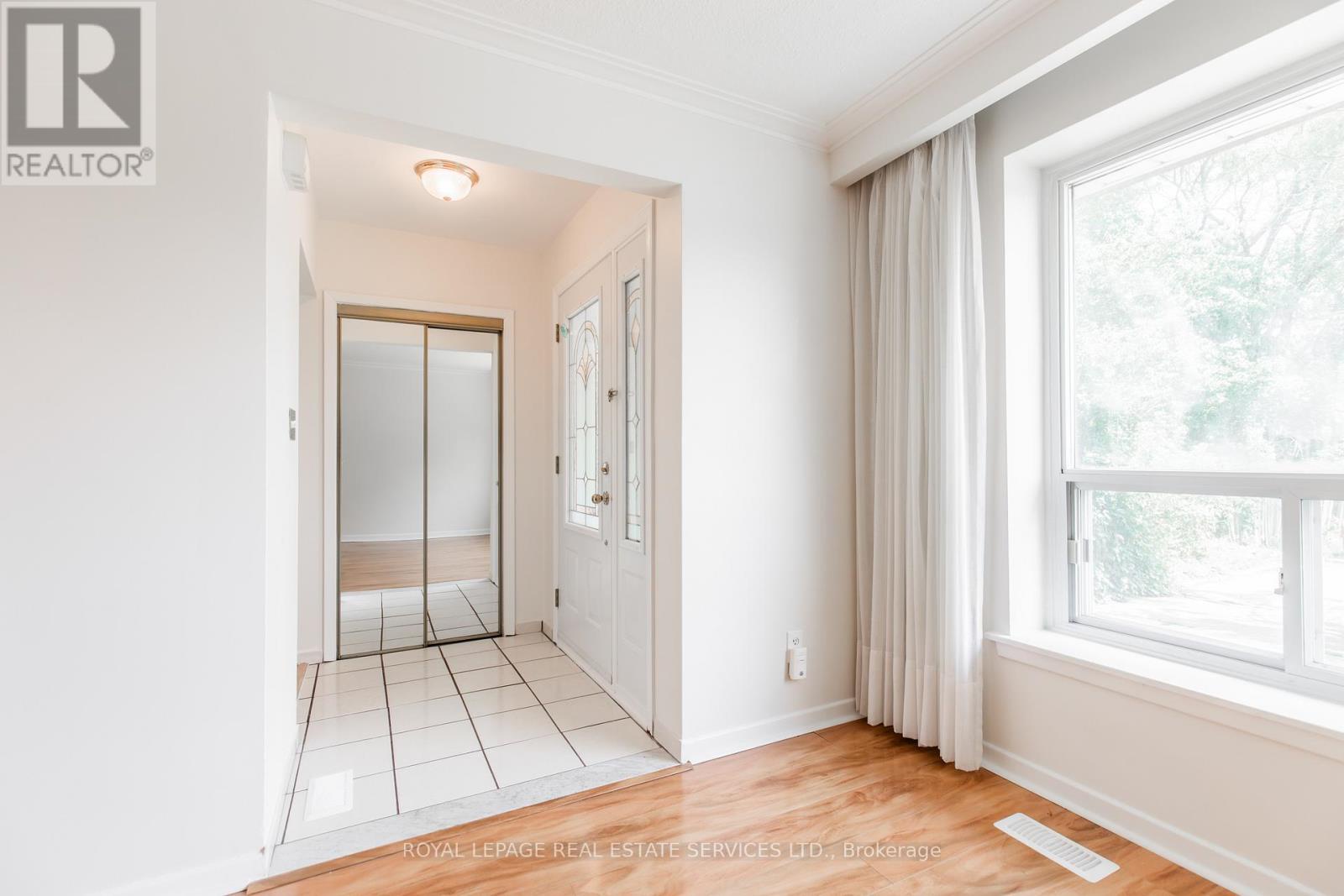 75 Upwood Avenue, Toronto (rustic), Ontario