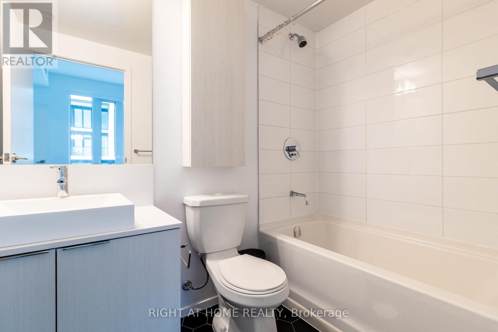 503 - 68 Shuter Street, Toronto (church-yonge Corridor), Ontario