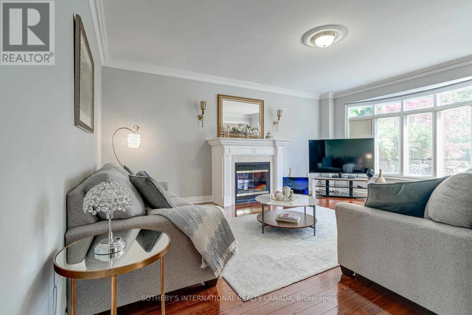 5 Xavier Court, Brampton (bram West), Ontario