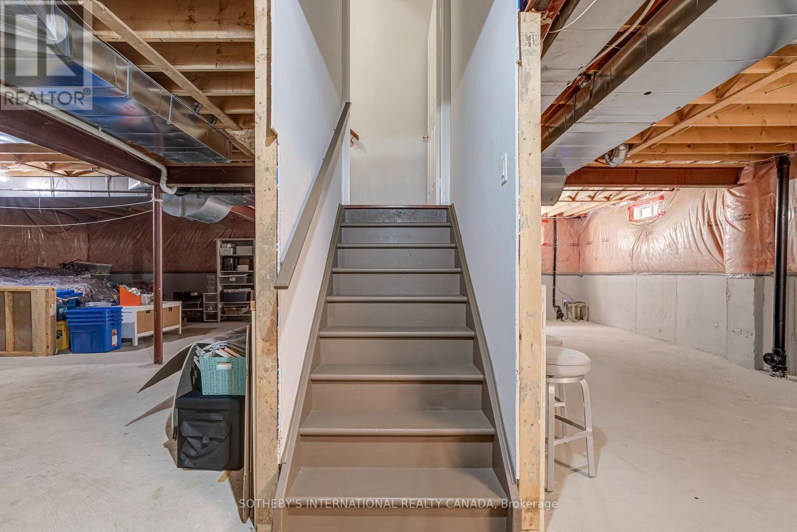 5 Xavier Court, Brampton (bram West), Ontario