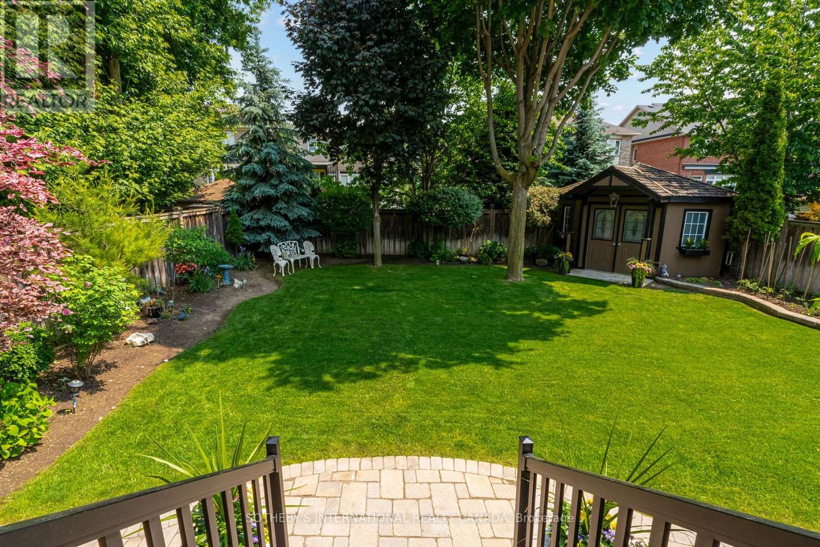 5 Xavier Court, Brampton (bram West), Ontario