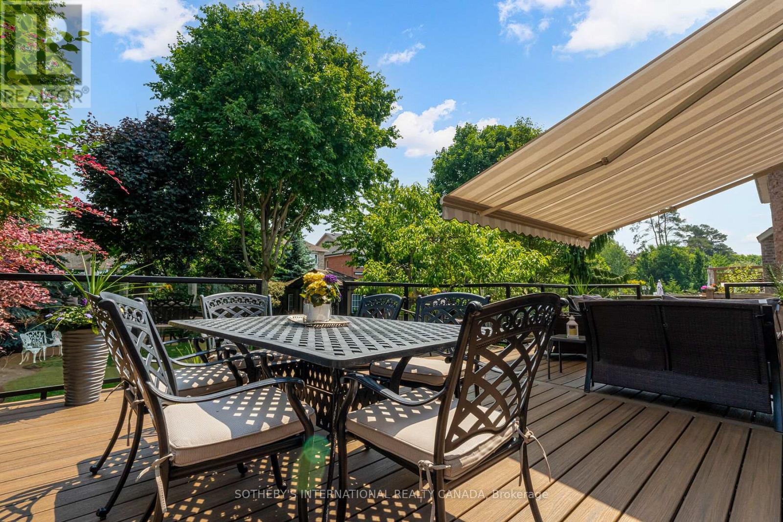 5 Xavier Court, Brampton (bram West), Ontario