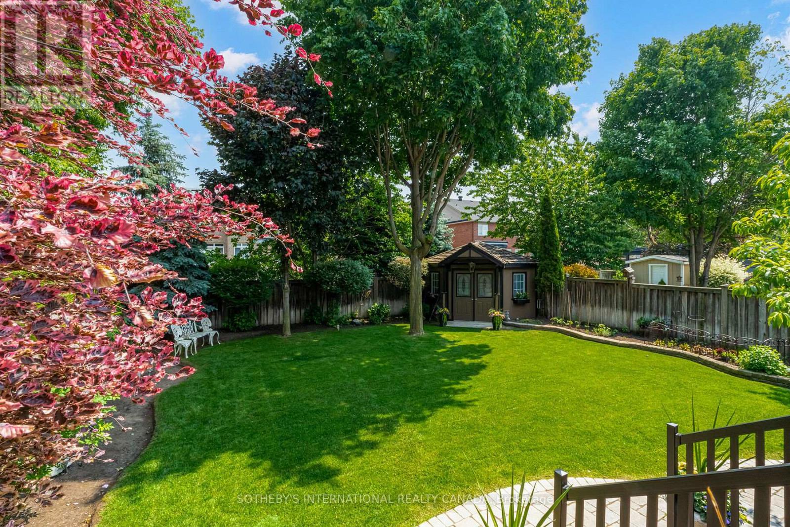 5 Xavier Court, Brampton (bram West), Ontario