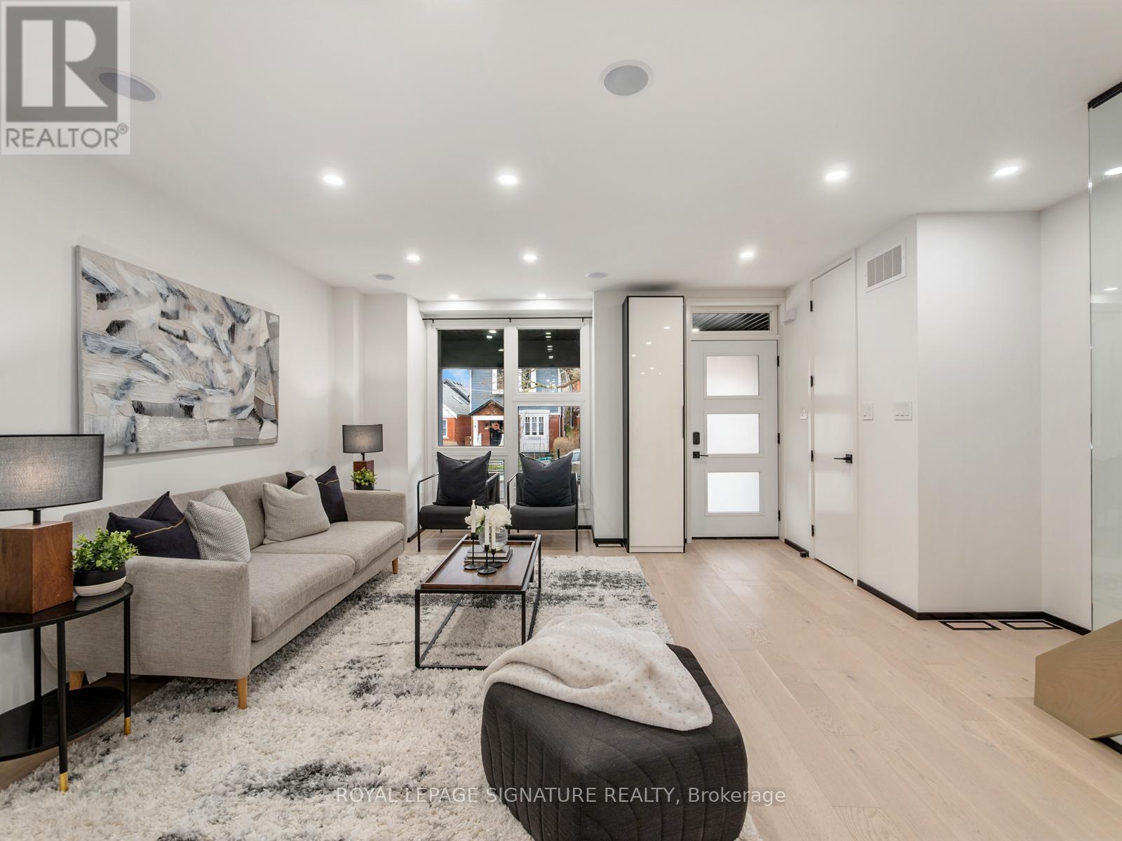 186 Oak Park Avenue, Toronto (woodbine-lumsden), Ontario