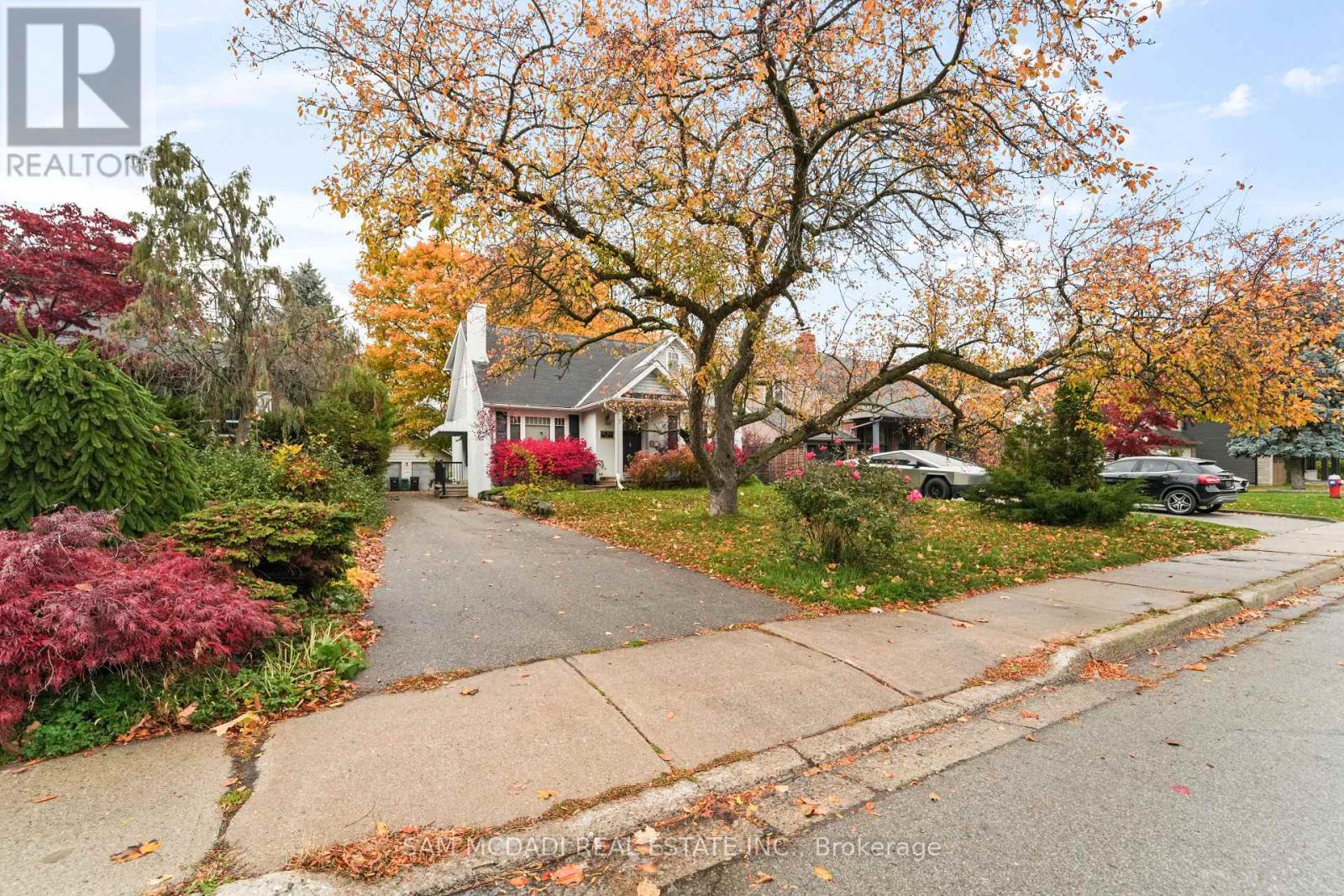 64 Wanita Road, Mississauga (port Credit), Ontario