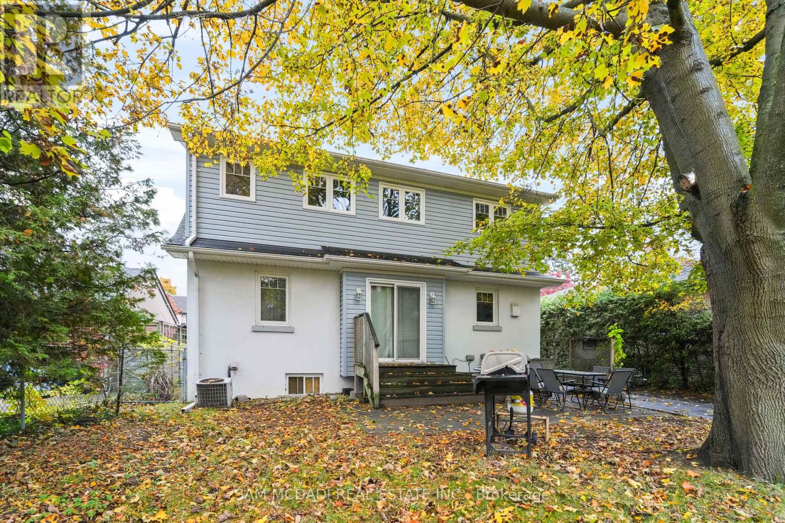 64 Wanita Road, Mississauga (port Credit), Ontario