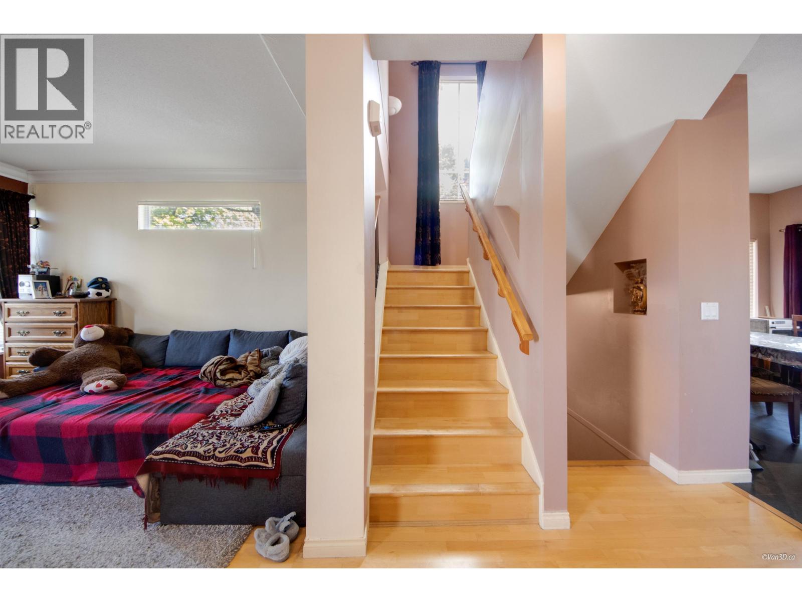 55 7488 Mulberry Place, Burnaby, British Columbia