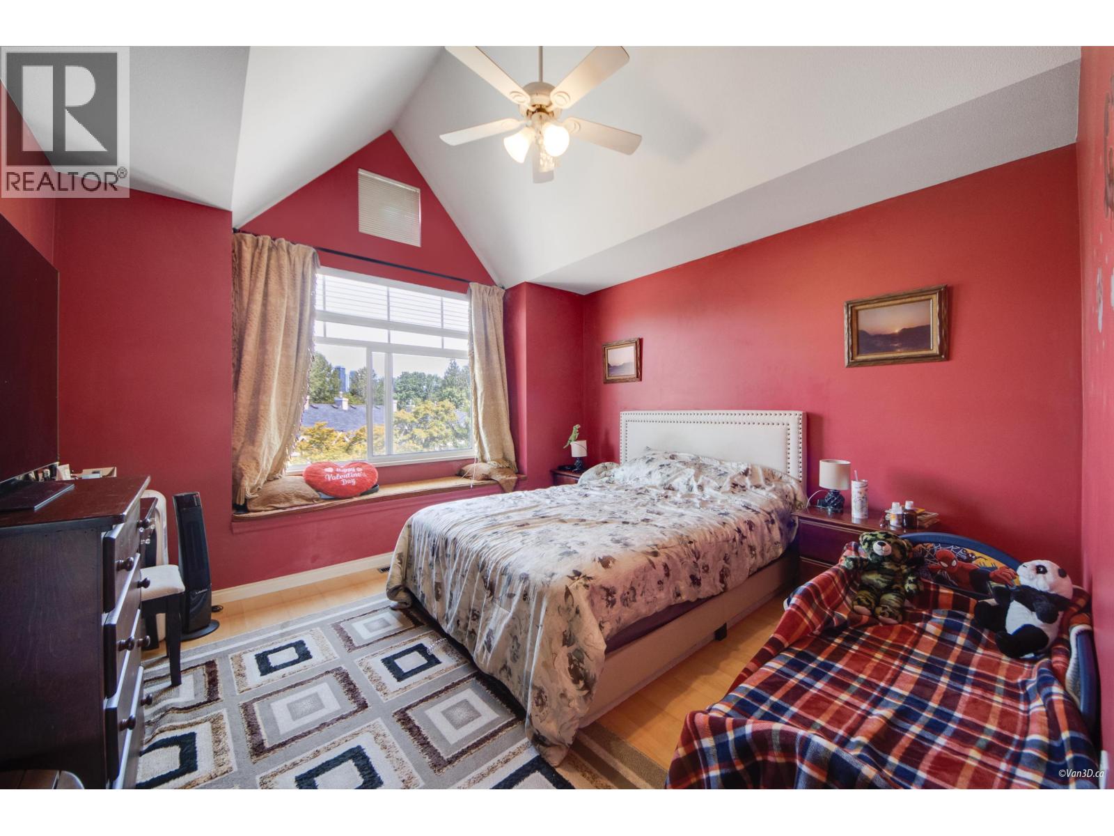 55 7488 Mulberry Place, Burnaby, British Columbia