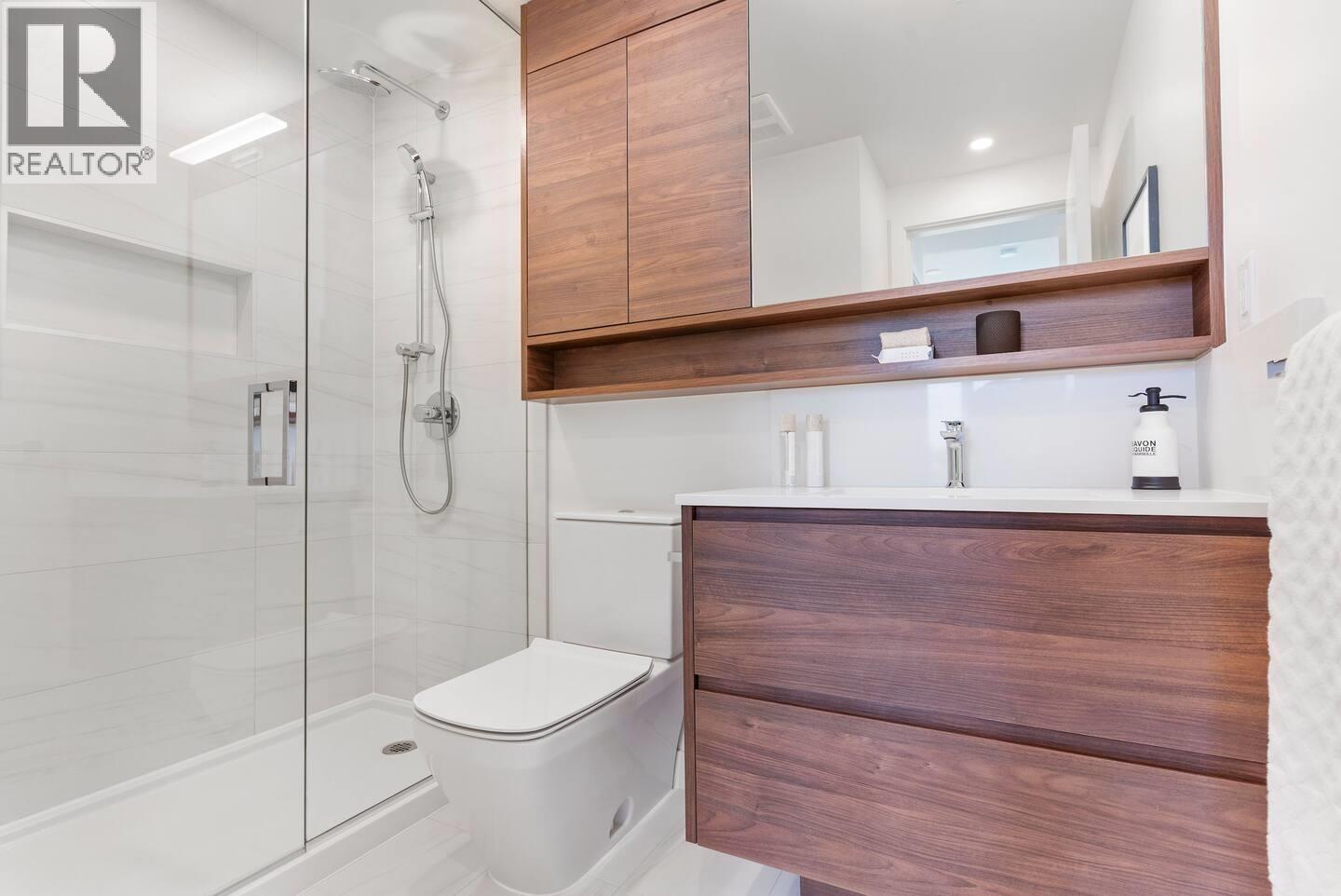 1703 585 Austin Avenue, Coquitlam, British Columbia