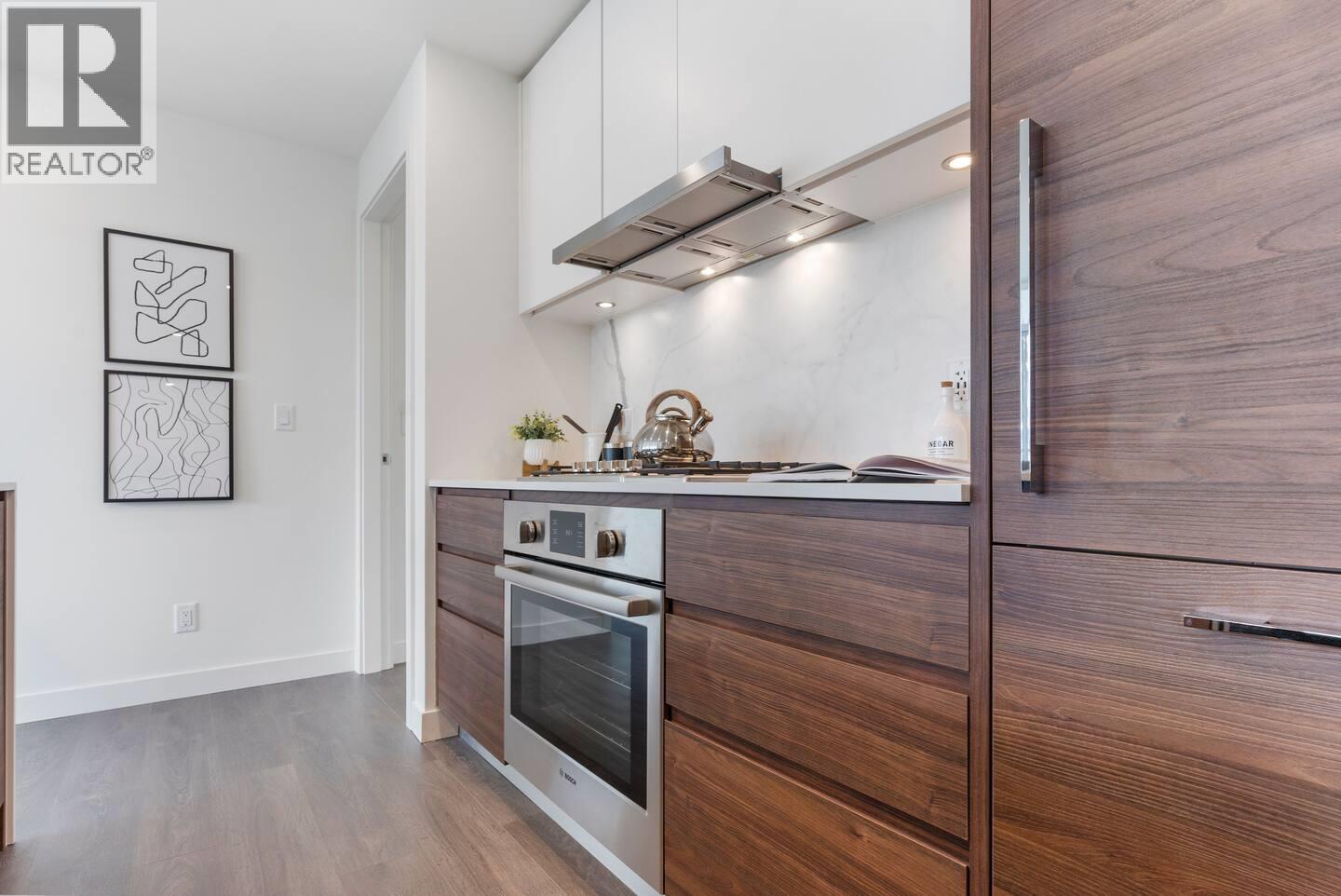 1703 585 Austin Avenue, Coquitlam, British Columbia