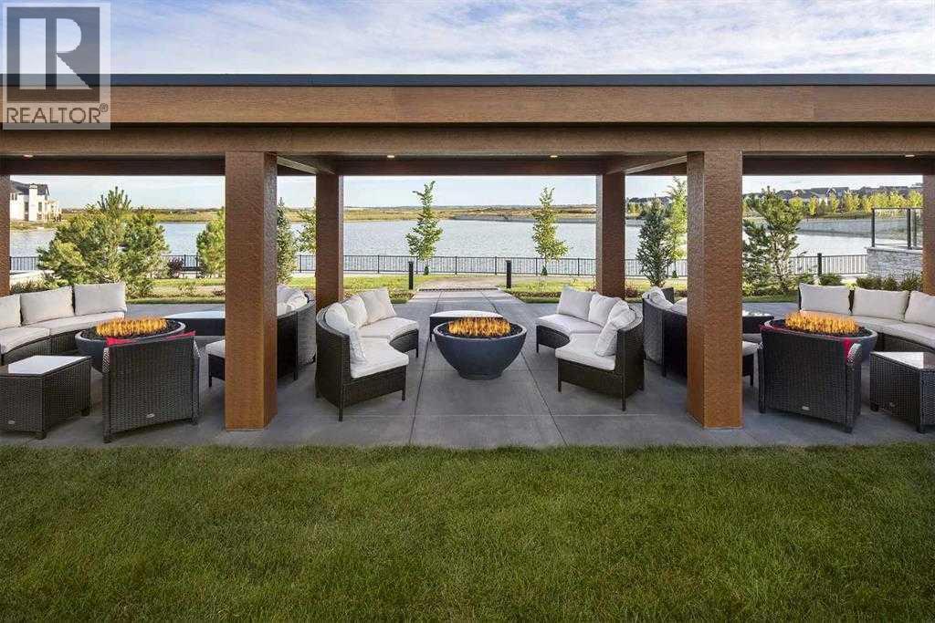 302, 130 Marina Cove Se, Calgary, Alberta