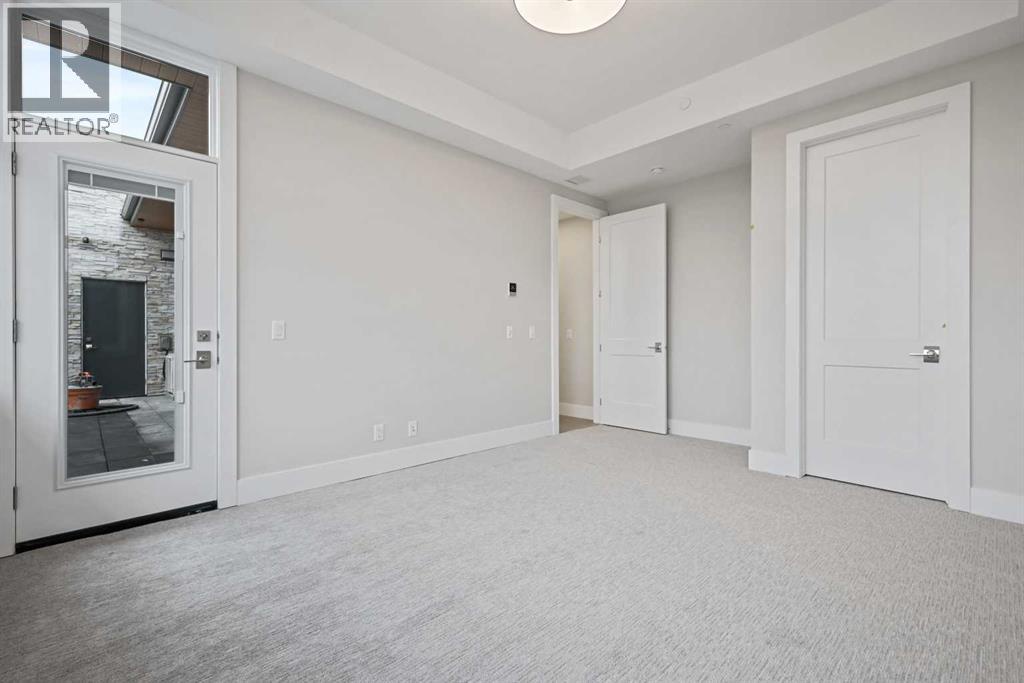 302, 130 Marina Cove Se, Calgary, Alberta