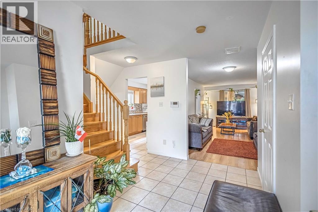 16 Jessica Street, Hamilton, Ontario