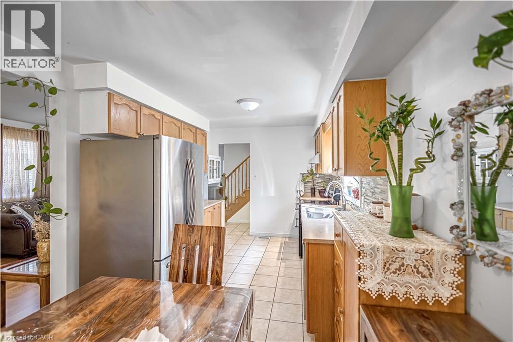 16 Jessica Street, Hamilton, Ontario