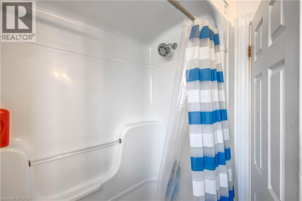 16 Jessica Street, Hamilton, Ontario