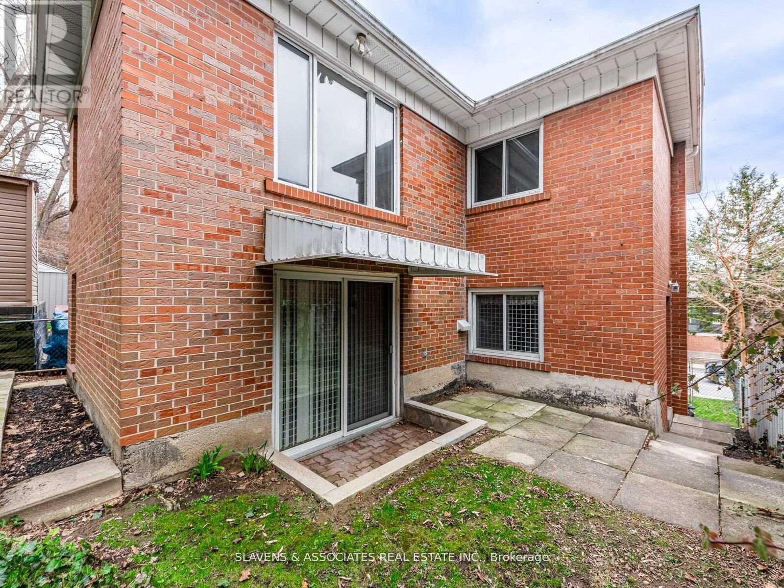 796 Davenport Road, Toronto (wychwood), Ontario