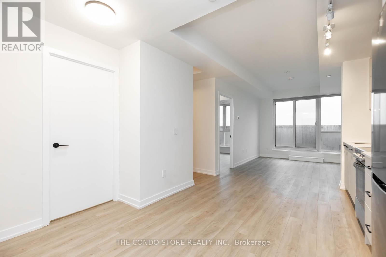 524 - 2300 St. Clair Avenue W, Toronto (junction Area), Ontario