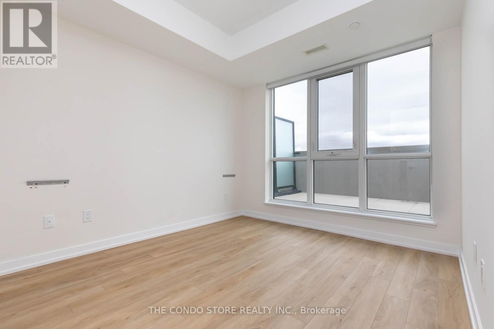 524 - 2300 St. Clair Avenue W, Toronto (junction Area), Ontario