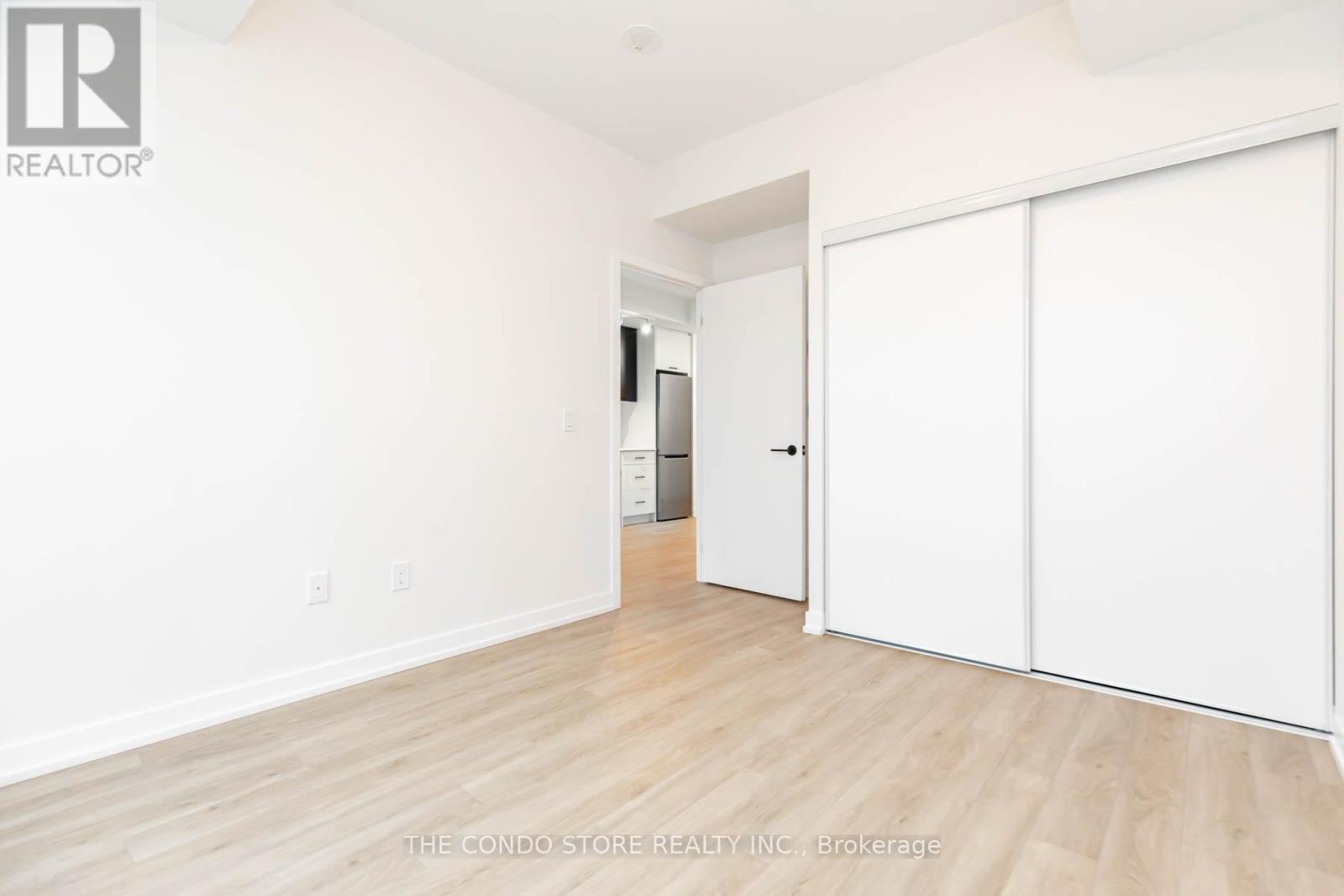 524 - 2300 St. Clair Avenue W, Toronto (junction Area), Ontario