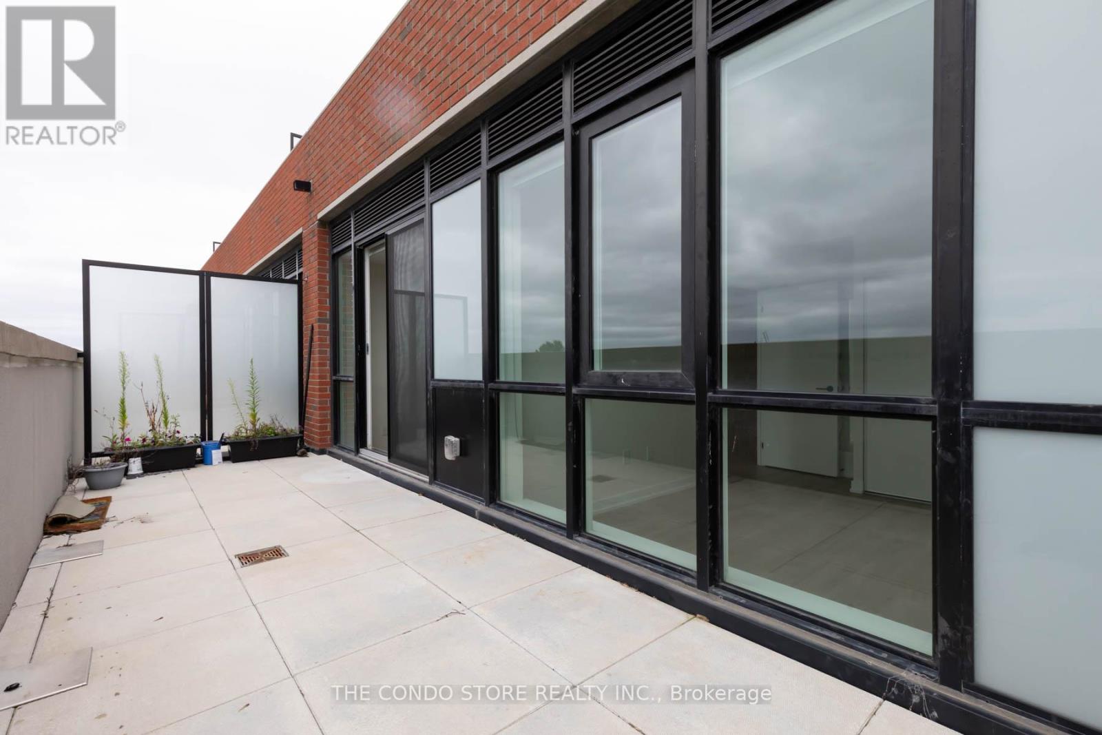 524 - 2300 St. Clair Avenue W, Toronto (junction Area), Ontario