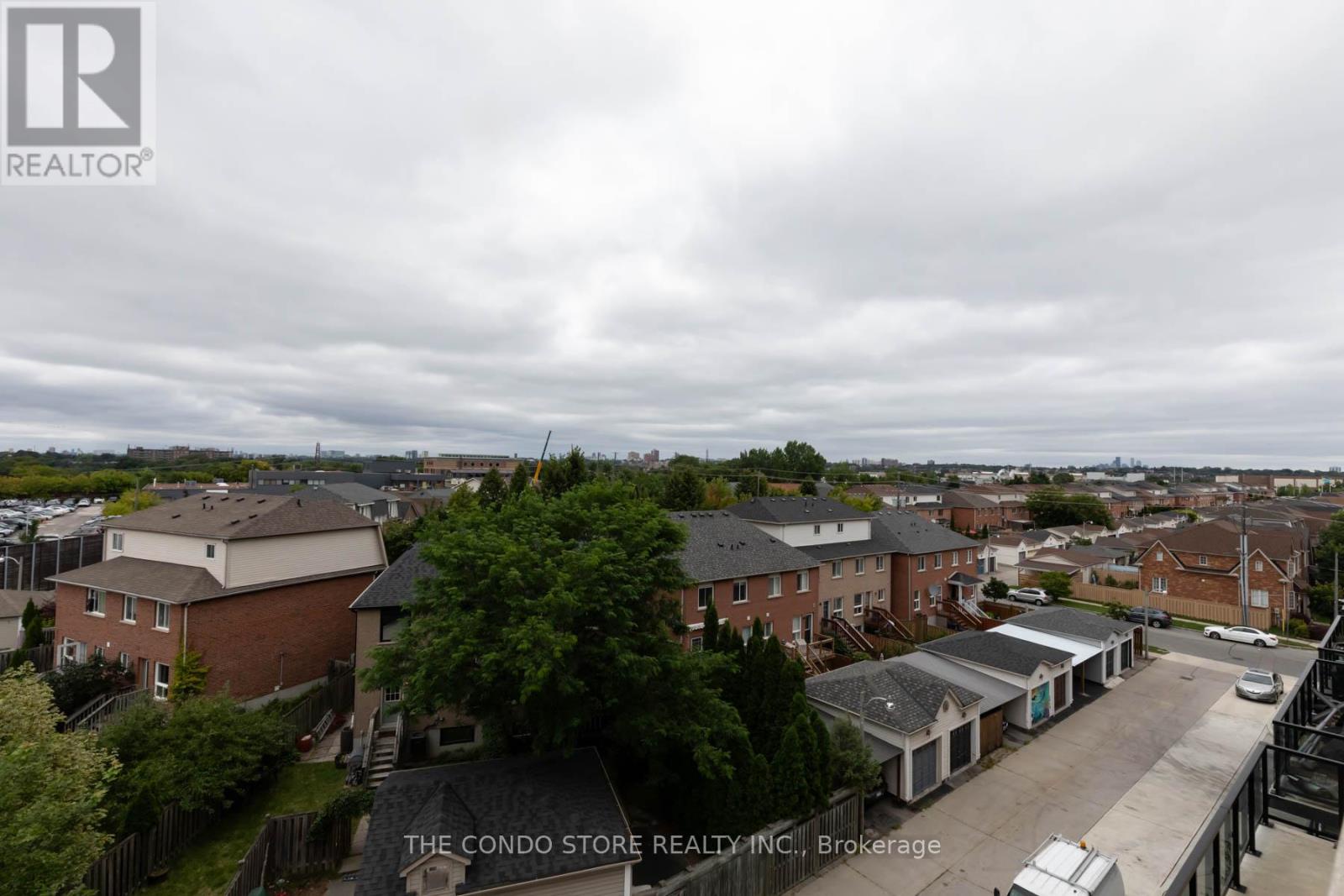 524 - 2300 St. Clair Avenue W, Toronto (junction Area), Ontario