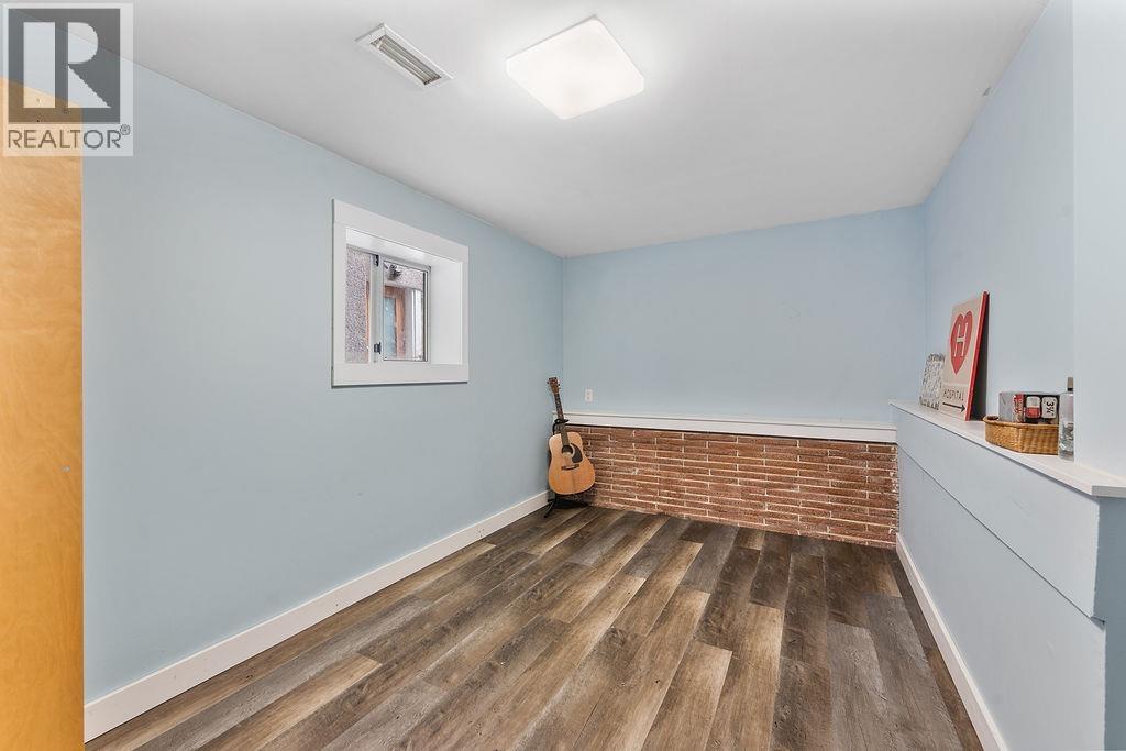 4225 John Street, Vancouver, British Columbia