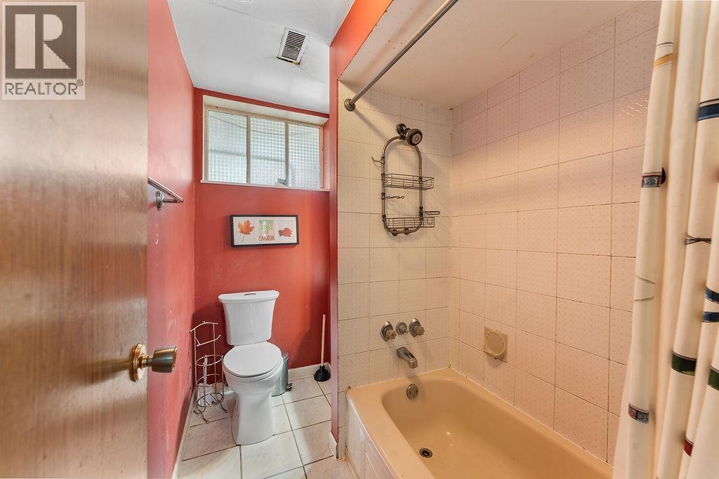 4225 John Street, Vancouver, British Columbia