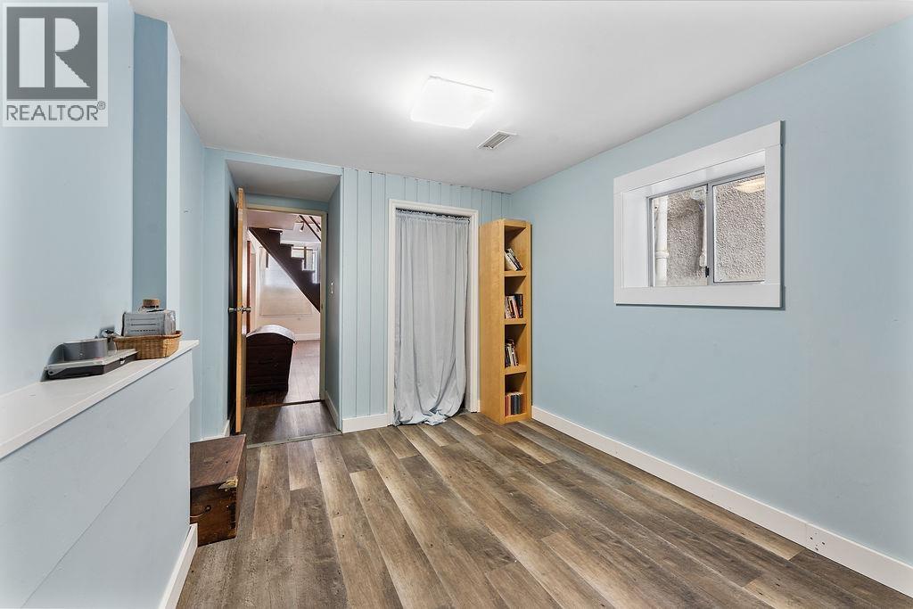 4225 John Street, Vancouver, British Columbia