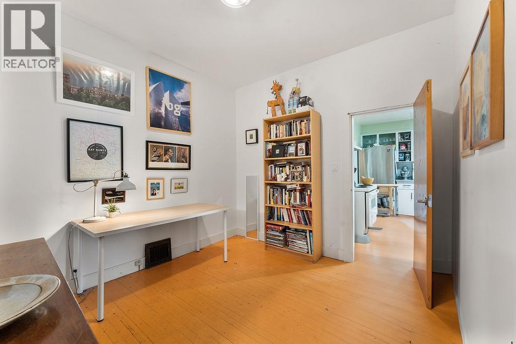 4225 John Street, Vancouver, British Columbia