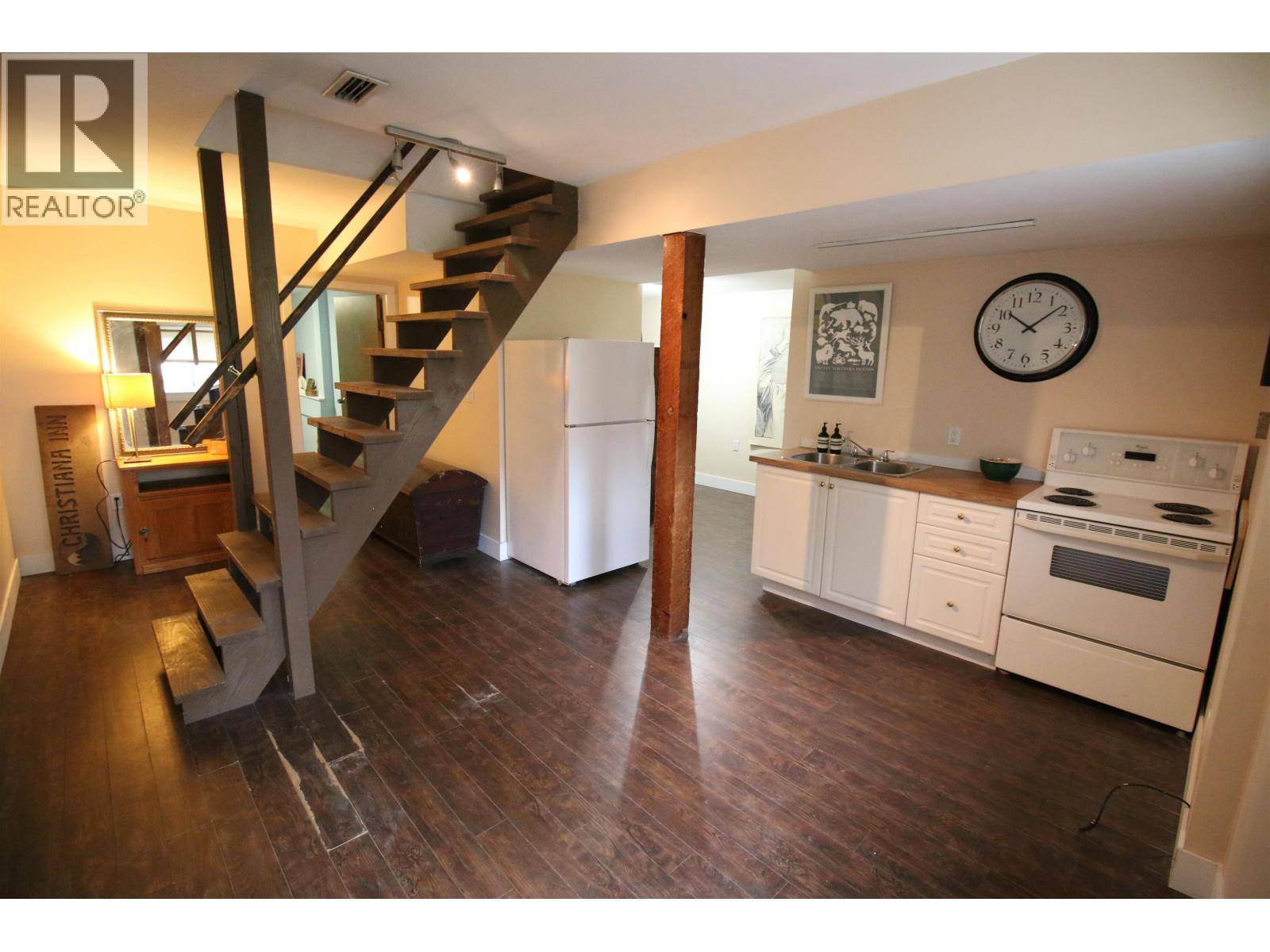 4225 John Street, Vancouver, British Columbia