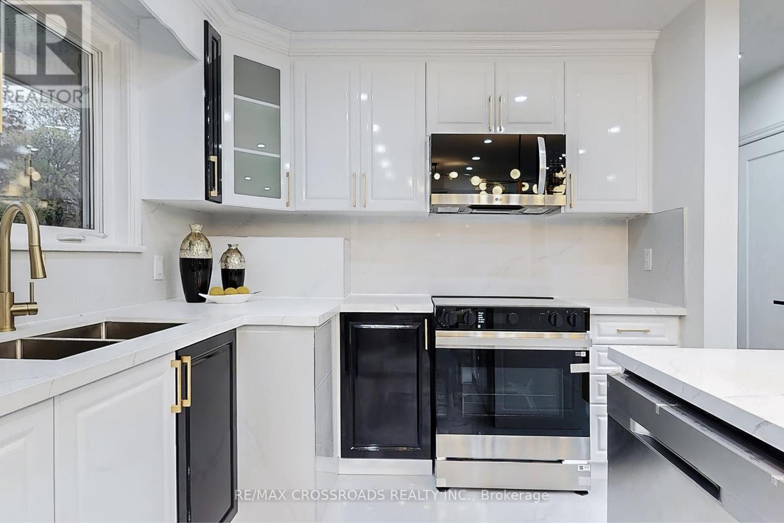 60 Droxford Avenue, Toronto (wexford-maryvale), Ontario