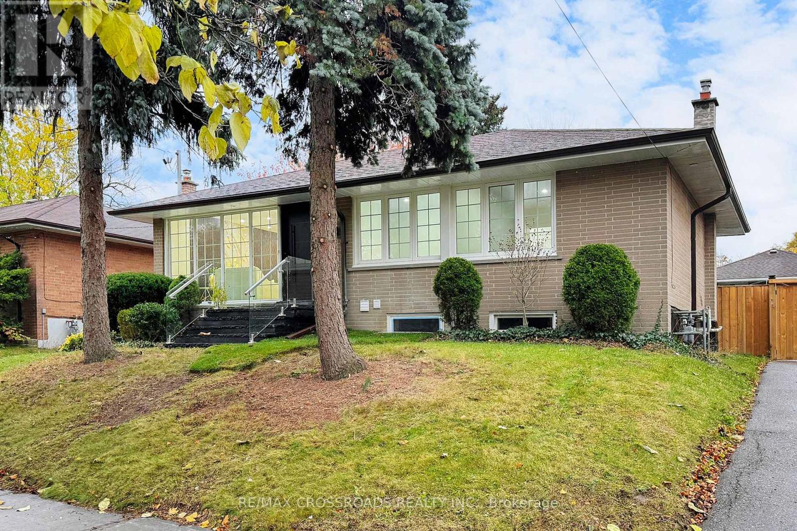 60 Droxford Avenue, Toronto (wexford-maryvale), Ontario