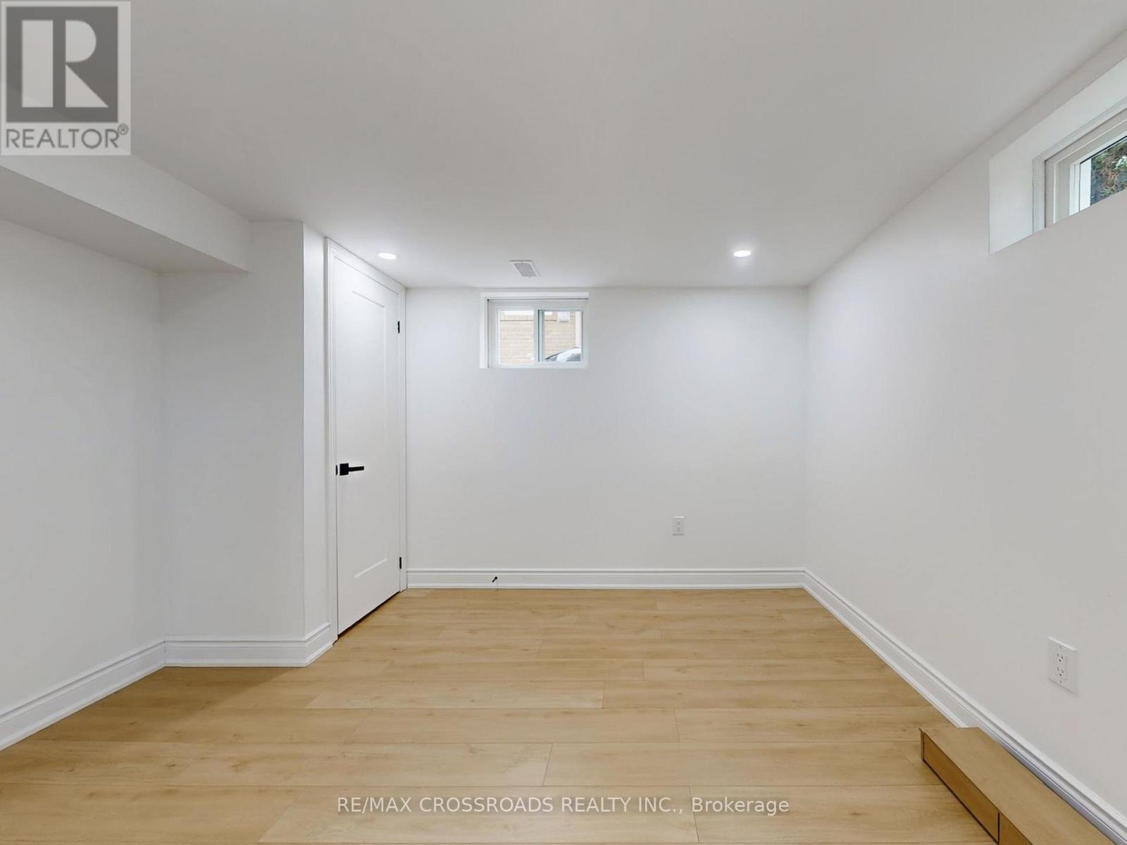 60 Droxford Avenue, Toronto (wexford-maryvale), Ontario