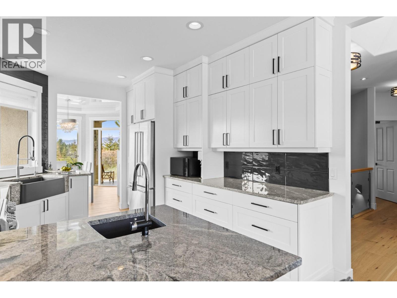 3888 Gallaghers Pinnacle Way Unit# 17, Kelowna, British Columbia