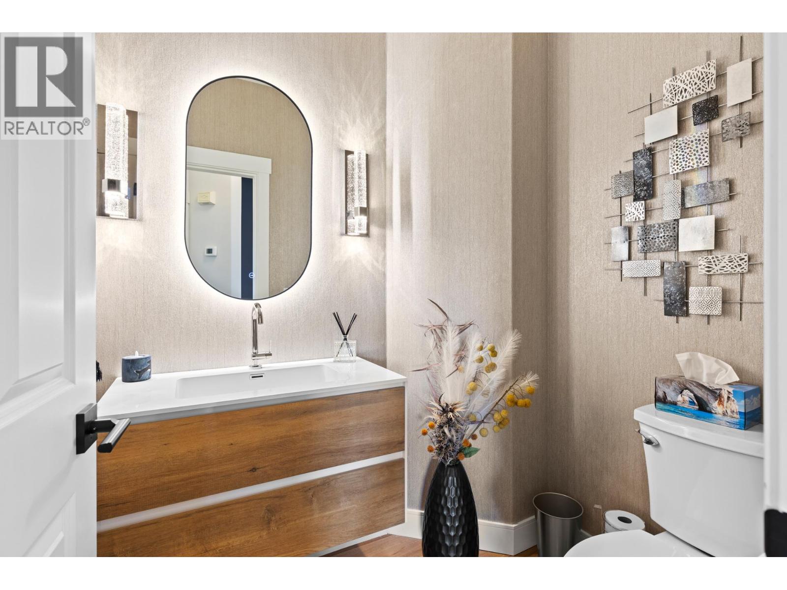 3888 Gallaghers Pinnacle Way Unit# 17, Kelowna, British Columbia