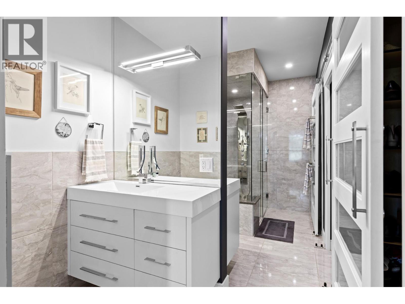 3888 Gallaghers Pinnacle Way Unit# 17, Kelowna, British Columbia