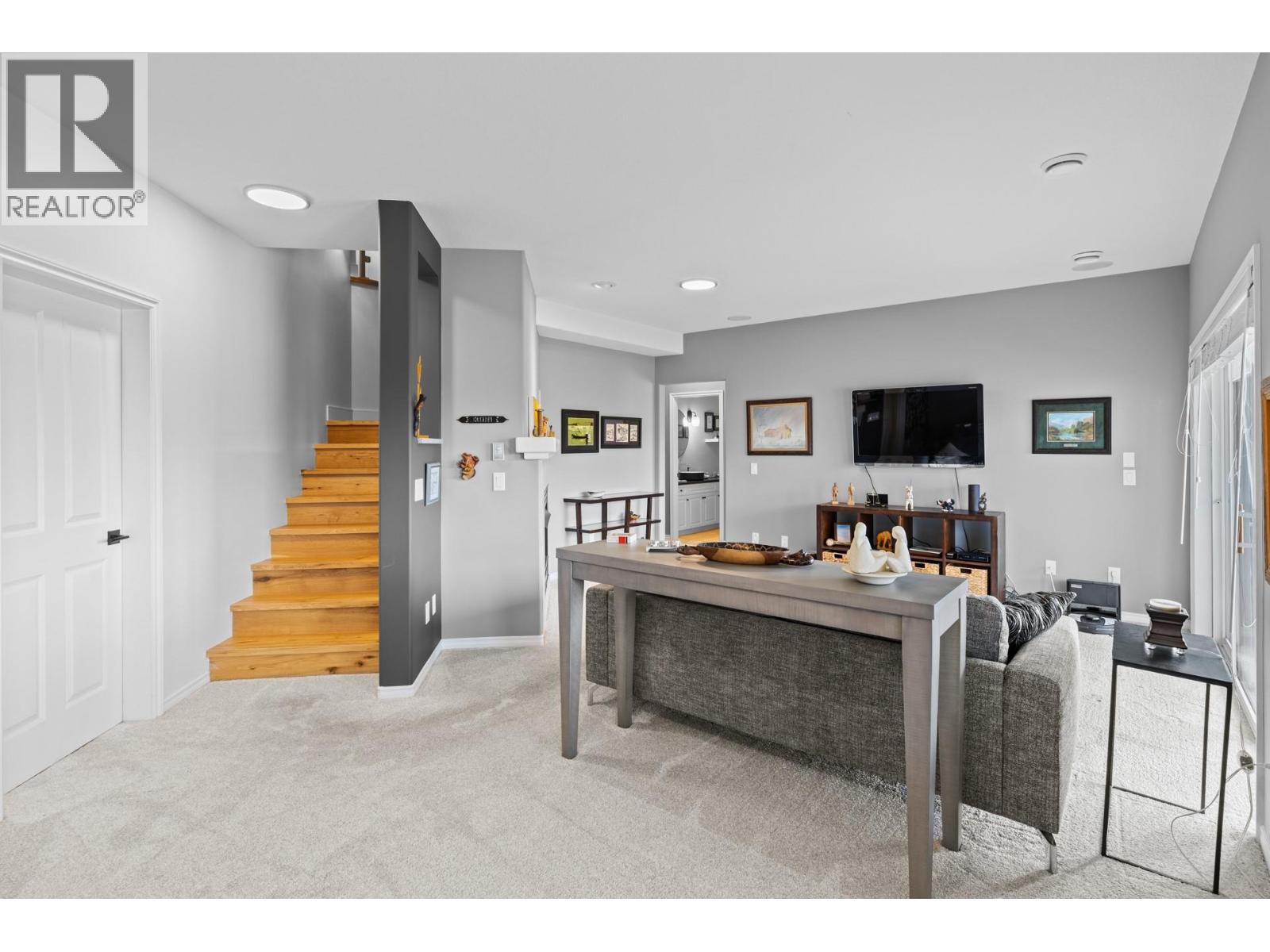 3888 Gallaghers Pinnacle Way Unit# 17, Kelowna, British Columbia